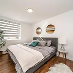 Stylish Close To D/T Free Parking King Bed 2Bed